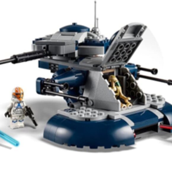 LEGO 75283 Star Wars Armored Assault Tank (AAT) Set with Ahsoka Tano Minifigure - Picture 1 of 1